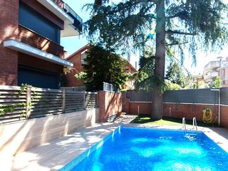 Duplex in Carrer de bergara 56. Espectacular atico duplex en el centro de sant cugat ..!