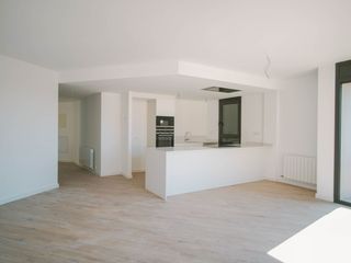 Location Appartement à Guafred llong  13. Ático duplex en fornells de la selva