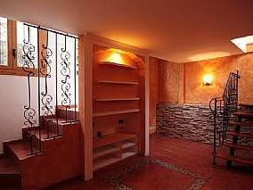 Affitto Casa in Calle marqués de foronda  31. Casa tranquila con patio junto a horta