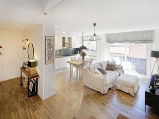 Duplex in Carrer d'ausiàs marc 0. Ático dúplex de diseño con terraza en sabadell