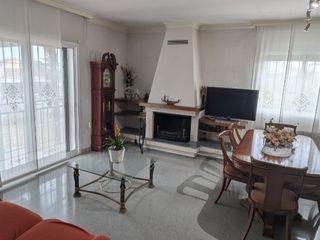 Chalet in Carrer de les liles 5. Preciosa casa, cómoda ,céntrica bien comunicada