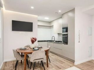 Piso en Santa feliciana 9. Piso con reforma a estrenar, amueblado, cerca de la plaza de ola