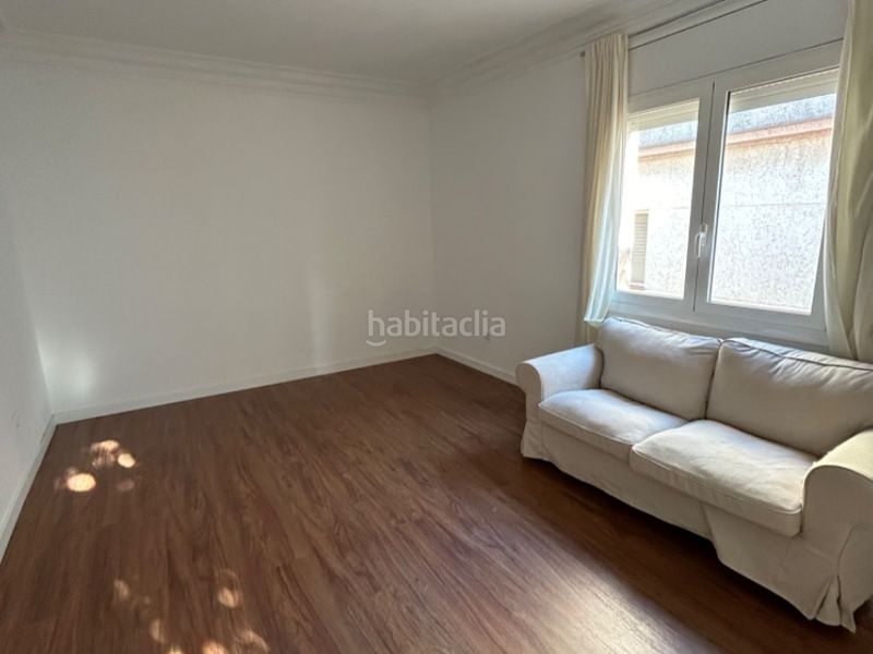 Foto be4c1e6d-fd77-451d-8b01-80c8f49362bc. Pis a carrer de prat de la riba 3 a Centre Vendrell (El)
