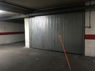 Posto auto in Calle azotes 2. Plaza de garaje cerrada en venta – orihuela centro