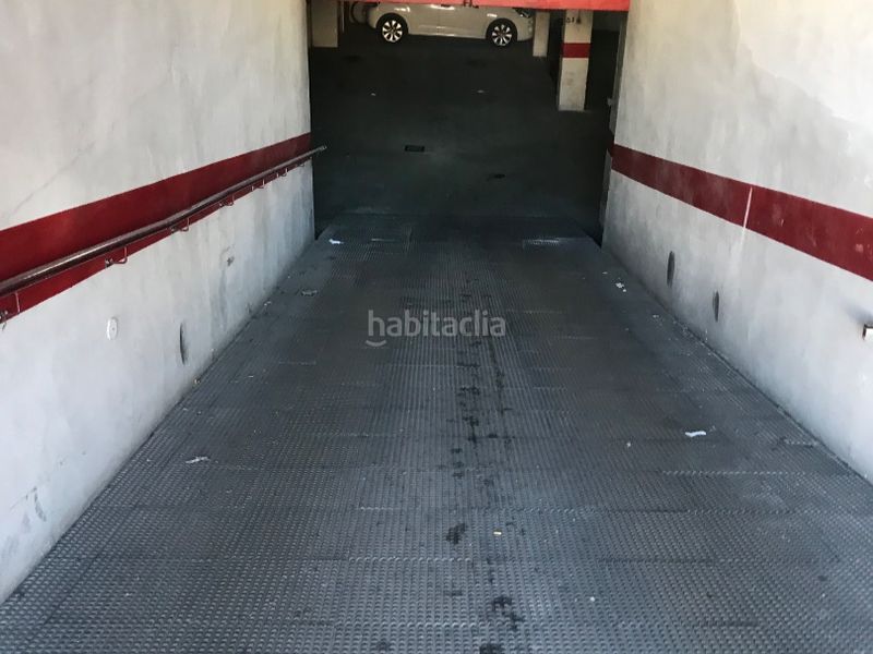 Foto fd5299ca-168f-4bba-b658-a30f28c71c21. Aparcament cotxe a calle azotes 2 a Orihuela ciudad Orihuela