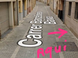 Car parking in Barcelona baixa  35. Parking en calles peatonales cerca del centro
