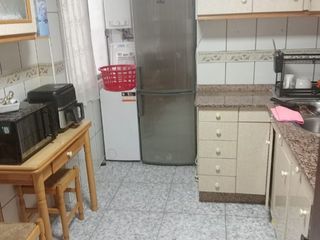 Pis a Camino de ronda 15. Piso en venta de 3 dormitorios y 2 baños en san blas, alicante