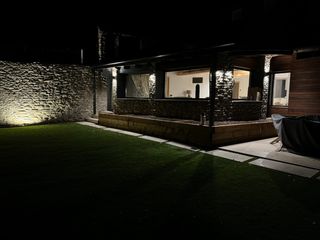 Maison à Plaça major 1. Vivienda de diseño reformada en vilallobent con acabados de alta