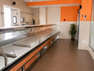 Geschäftsraum in Plaza obispo acosta 1. Local comercial totalmente equipado – oportunidad de inversión e