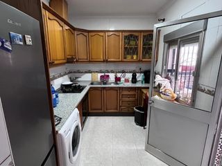 Casa a Paseo daniel vazquez diaz 14. Casa de pueblo en venta en paseo daniel vázquez díaz, 14