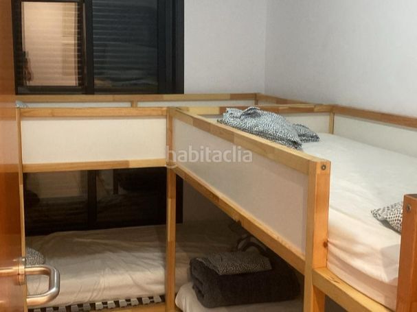 Foto 0e28d6f3-574e-4d7d-a070-7a4a1539f81a. Alquiler apartamento en pau claris 6 bajo en primera linea de mar en Cubelles