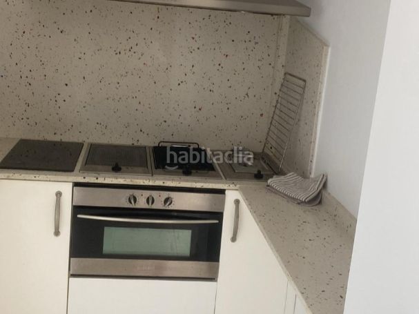 Foto c1bc611f-f02b-4dc3-b93a-a33ee595a84e. Alquiler apartamento en pau claris 6 bajo en primera linea de mar en Cubelles
