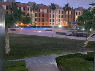 Lloguer Apartament a Pau claris 6. Bajo en primera linea de mar