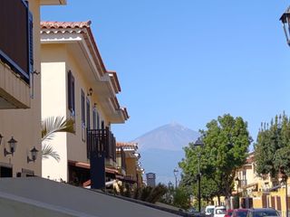 Semi detached house in Calle mararía 50. Adosado