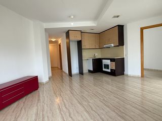 Piso en Carrer del raval 9. Piso de 2 habitaciones para entrar a vivir en la ràpita