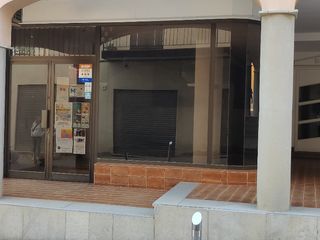 Business premise in Mossen jacint verdaguer 21. Venda local comercial al centre de calonge