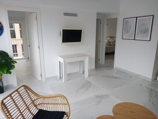 Alquiler Piso en Gerona 35. Alquiler piso alicante capital en plaza calvo sotelo junto corte