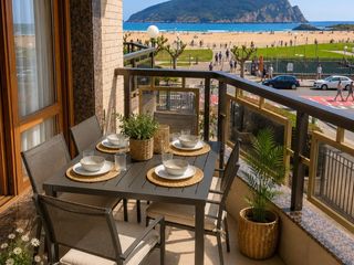 Lloguer Pis a Avenida de cantabria 7. Frente a la playa salvé, terraza con vistas al mar, garaje cerra