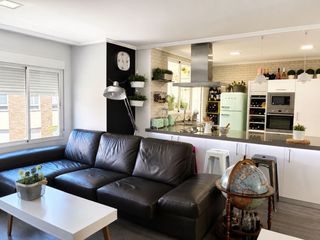 Piso en María cristina 54. Piso 130m2 con trastero en novelda