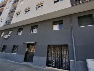 Estudi a Calle barcelona 138. Se vende estudio