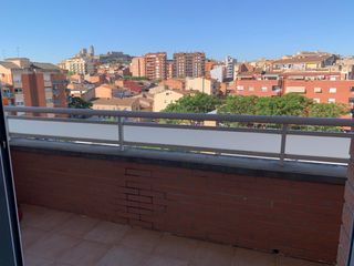 Flat in Lérida-colòmbia 6. Oportunitat: pis hpo totalment equipat amb pàrquing a lleida