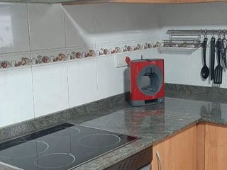 Miete Etagenwohnung in Corts valencianes  4. Piso muy luminoso