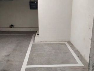 Alquiler Parking coche en Enrique velasco 8. Alquilo plaza parking moto en nueva numancia
