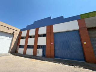 Miete Fabrikhalle in Passatge jorba 12. Nau en lloguer
