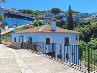 Chalet in Calle iglesia 5. Espectacular chalet independiente de 347m²  y 1.100m² de parcela