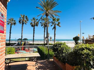 Planta baixa a Cl riu d'agres 3. ¡¡¡exclusivo apartamento en primera línea de mar con jardín, pis