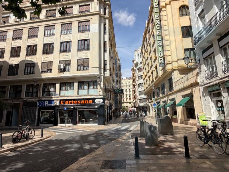 Foto 3d0e0549-5f40-457e-a005-0497fcca9fce. Àtic a plaza rodrigo botet 7 a Sant Francesc Valencia