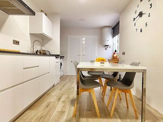 Apartamento en Calle madrid 26. Excelente piso reformado !!!