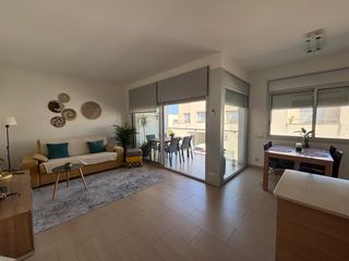 Apartamento en Via augusta 103. Bonito apartamento a 300 metros de la playa