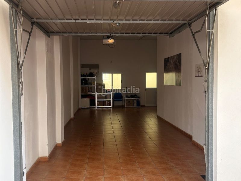 Foto 1662b834-75ce-4597-9fda-804edfb9ba13. Casa adossada a llauri 5 a Llaurí