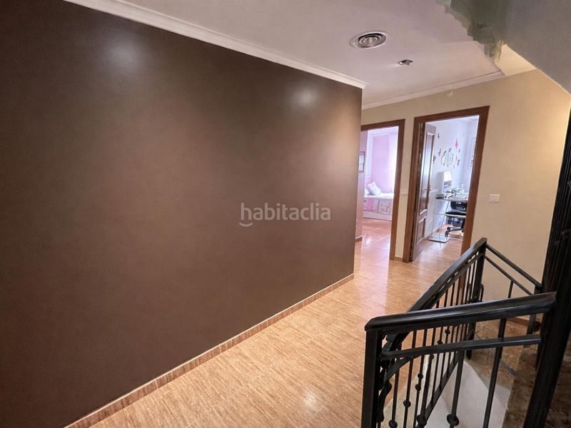Foto f638eb52-a1dd-4d0f-9c6e-23d0779f46f0. Casa adossada a llauri 5 a Llaurí