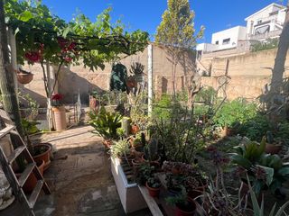 Ground floor in Bellavista-d 13. Planta semisótano  con patio privado de 70 m², 3 dormitorios en