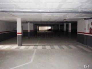 Miete Autoparkplatz in Avda,castell d’aro 61. Parking grande para moto y coche