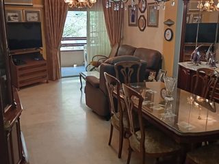 Piso en Escultor lopez azaustre 10. Piso en urbanización privada (zaidín) próximo al centro