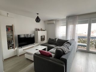 Piso en Manuel simo marin 8. Piso reformado listo para entrar a vivir