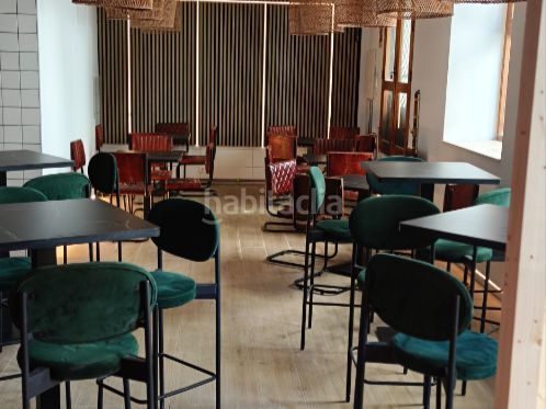 Foto 12a8323a-d1d7-4368-ac7f-ccabd8074454. Traspaso local comercial en calle javier de burgos 22 local licencia bar cocina y música en Cádiz