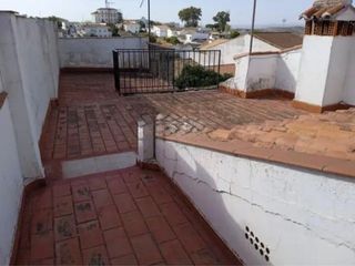 Semi detached house in C. nueva 56. Casa con terrazas y vistas panorámicas en el cerro de andévalo