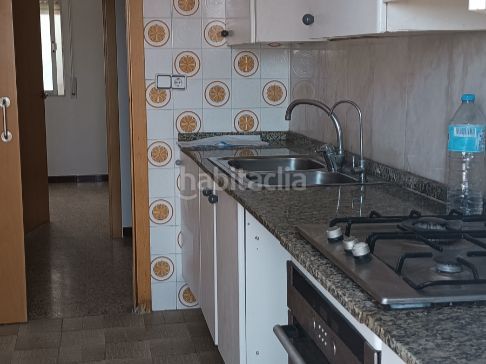 Foto b6cd84dc-efd8-400d-b272-d097b8309e4f. Piso en carrer del cèsar 3 piso céntrico , amplio, cerca playas y todos los servivcios en Salou