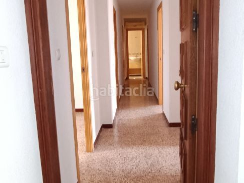 Foto ca36c9cb-3bc8-465c-9dfa-05e8c7e0dfe3. Piso en carrer del cèsar 3 piso céntrico , amplio, cerca playas y todos los servivcios en Salou