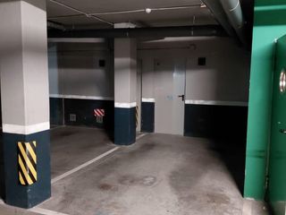 Lloguer Aparcament cotxe a Carrer d'eduard maristany  136. Alquiler plaza parking badalona