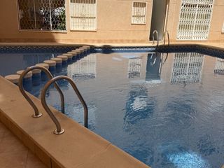 Apartamento en Bella antonia 4. Bonito piso centrico con piscina comunitaria