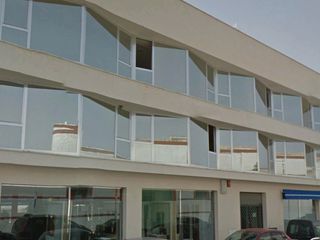 Location Bureau à Calle ingenio san josé 33. Oficina/consulta médica muy luminosa y excelente ubicación