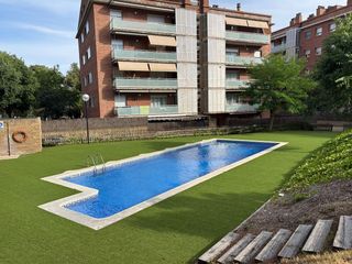 Miete Etagenwohnung in Palafox 45. Piso 1 hab con piscina en canyars (sin amueblar)