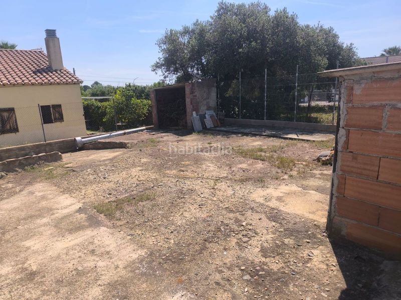 Foto 1ccc83b1-97e6-4212-8be7-ad81df633db3. Xalet a carrer central 2 a Botarell