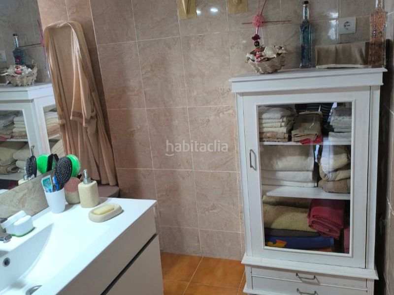Foto f3b26a9f-1402-4f94-a009-91bebbb2af58. Xalet a carrer central 2 a Botarell