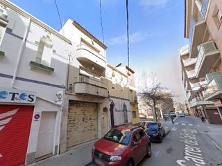 Maison jumelée à Bruguera 307. Cesión de remate – inmueble actualmente ocupado. adquisición úni